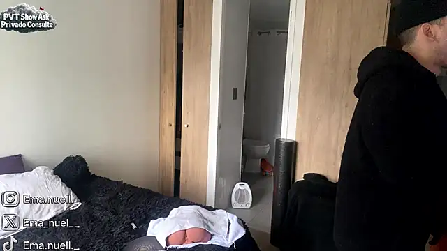 Emanuell__ Adlı Modelin Canlı XXX Sohbeti