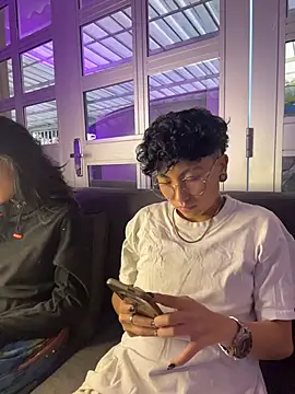 ian_mathias_'s Live XXX Chat