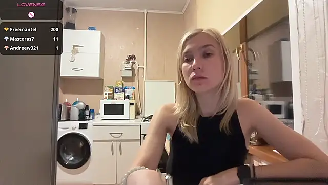 AngelJeni 现场XXX聊天