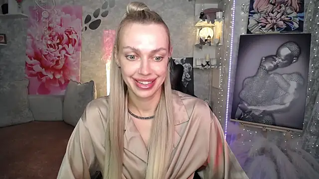 Živý XXX chat NickyAdamidi