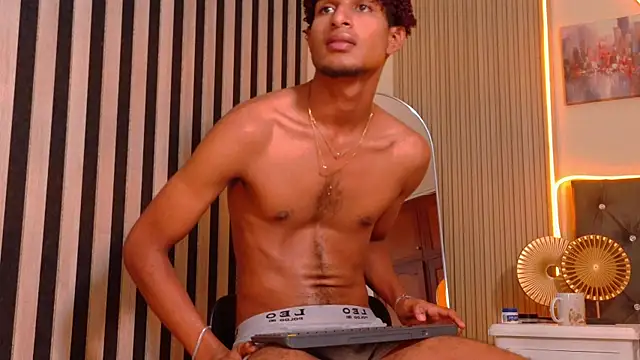 Czat XXX na żywo – Alex_Bloom