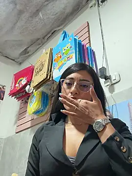 Chat XXX en directo de IsabellaMariet