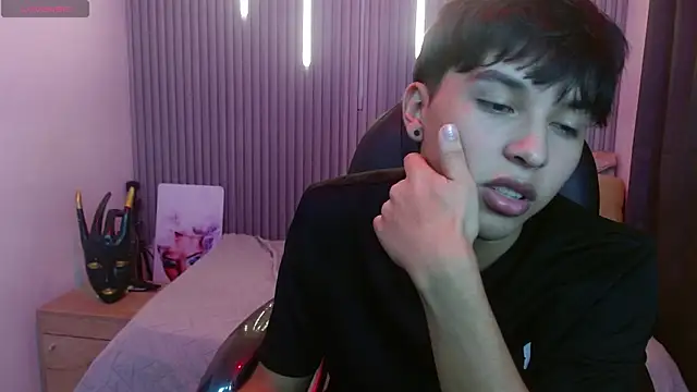 StiwenTwink Live XXX-Chat