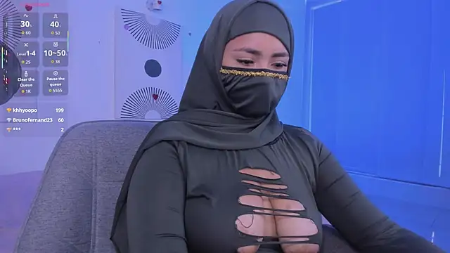 DarkLayla élő XXX-chatje