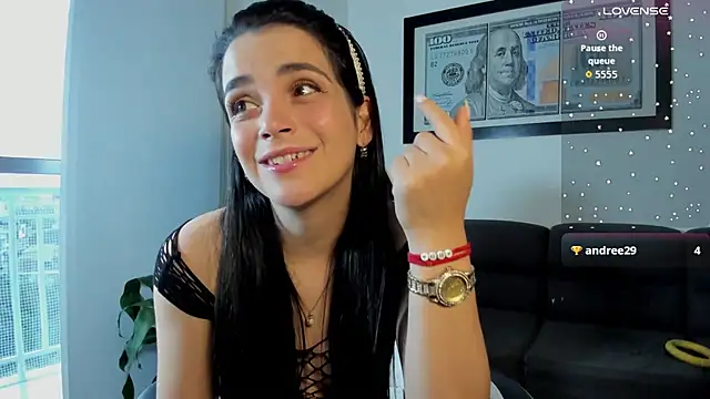 Chat XXX en directo de LucianaMoreau