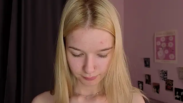 BeataWheat Chat XXX live
