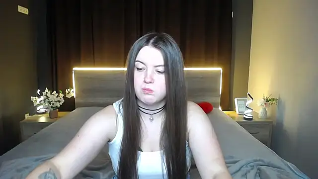 MavkaCute: απευθείας συνομιλία ΧΧΧ
