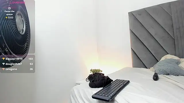 Miaatorres_ 라이브 XXX 채팅