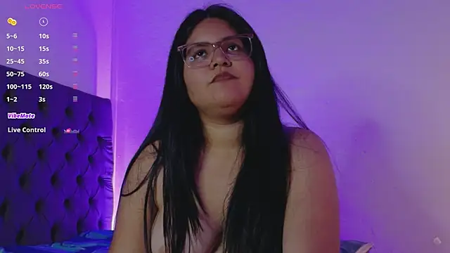 Chat XXX en directo de Aimi_velvet