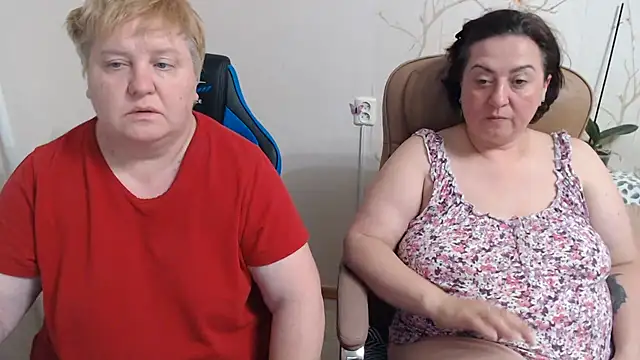 XXX chat uživo modela Lindy-Jeanie