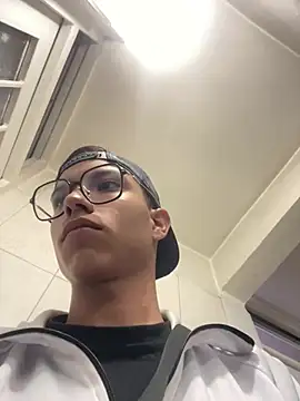 Andres_boy252 在線直播表演