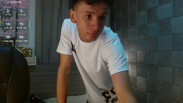 Živý XXX chat JDWhite18