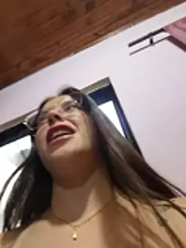 Emmasweet_Val's Live XXX Chat