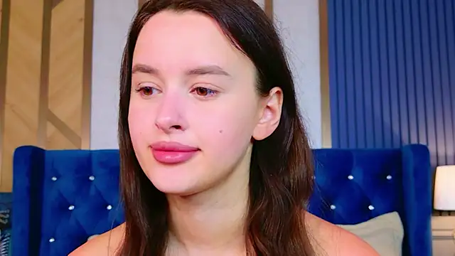 EvaSwen Live XXX Chat