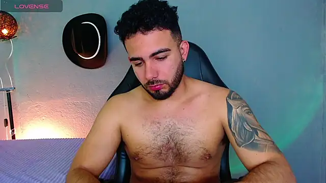 adamhairy Live XXX-Chat