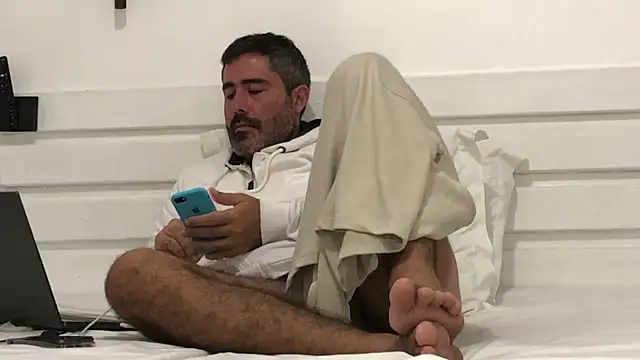 צ'אט XXX בשידור חי של victor_chat