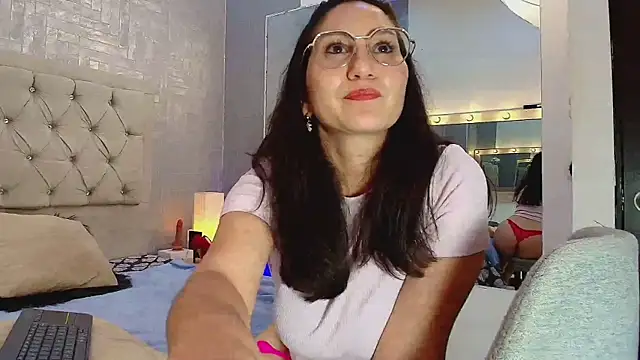 Antonella_Saa's Live XXX Chat