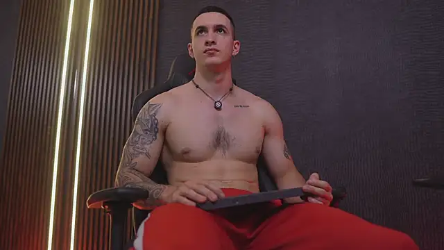 XXX chat uživo modela JacksonOlsenn