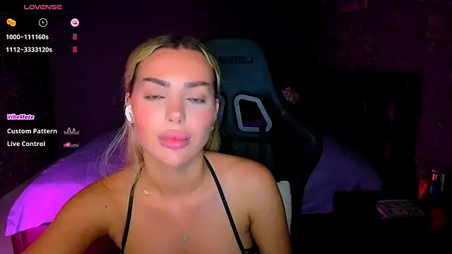Chat XXX ao vivo de Ayla__Demir