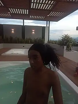 צ'אט XXX בשידור חי של LissaTaylors