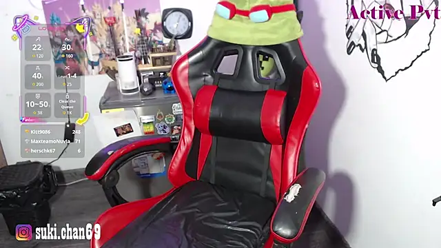 צ'אט XXX בשידור חי של sukiichan69