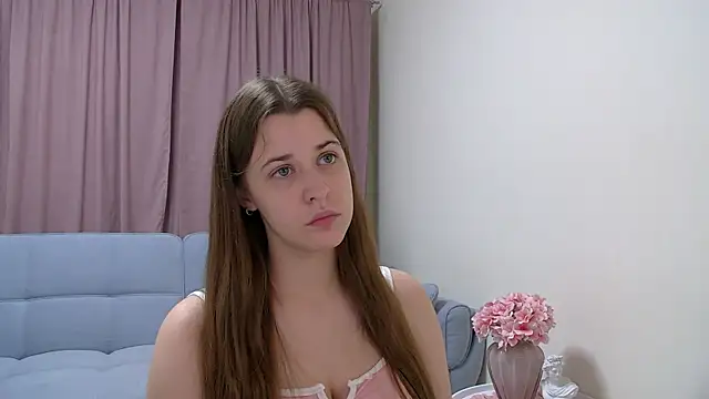 AgataAisit Adlı Modelin Canlı XXX Sohbeti