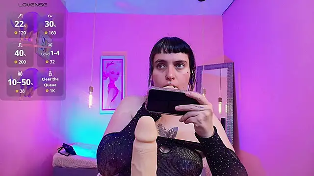 _sofia_smth_xx élő XXX-chatje
