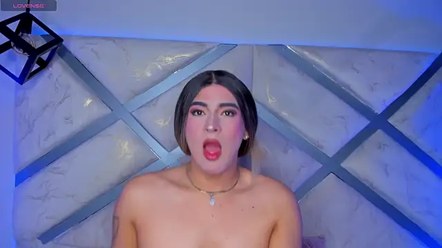 הופעת וובקאם של cami_rouxx