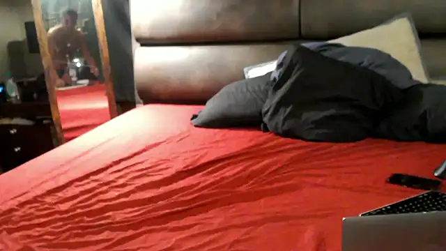 Hard_to_Handlexxx webkamerás műsora