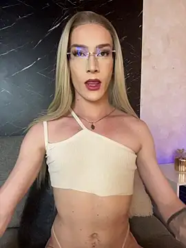 Chat +18 de Alana_Stone ao vivo
