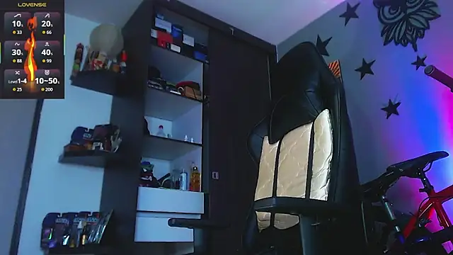 justincs' Live XXX Chat