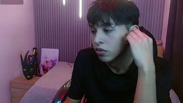 StiwenTwink's Live XXX Chat
