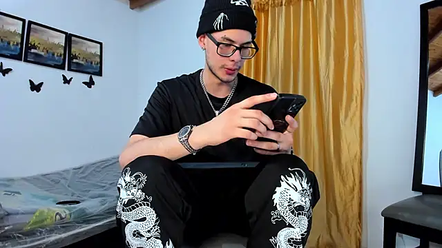 Czat XXX na żywo – Vlad__night