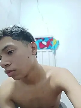 curious_straight_guy Adlı Modelin Web Kamerası Şovu