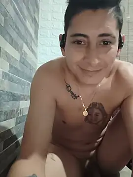 Tiger_cryad Chat XXX in diretta