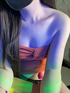 Myrna79 现场XXX聊天