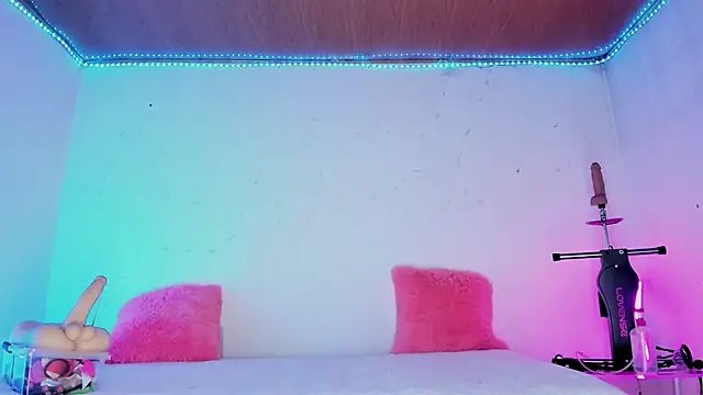 karol_stom 网络视讯表演