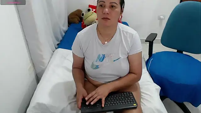 LAURA_Foxht's Live XXX Chat