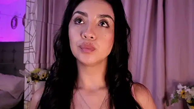 ana_riveros' Live XXX Chat