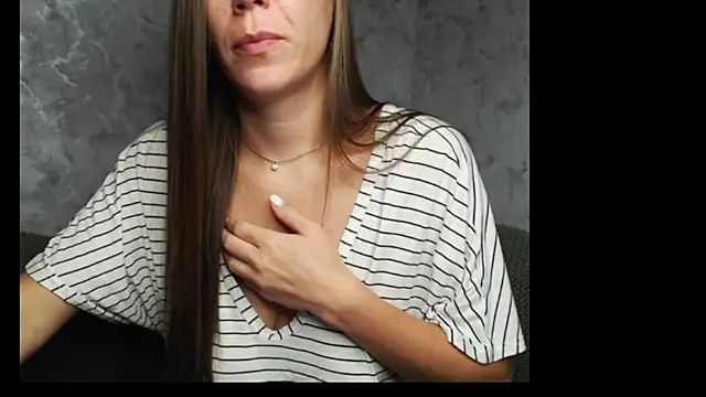 LillyGray Chat XXX in diretta