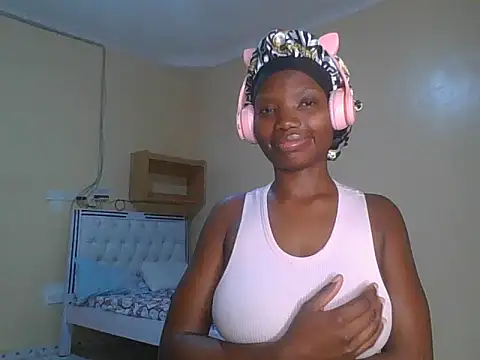 Chat +18 de Mariana_150 ao vivo