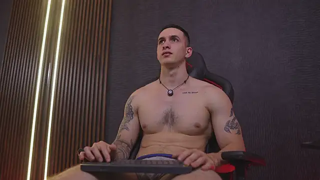 JacksonOlsenn live XXX chat