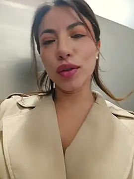 Karen_San_Miguel webkamerás műsora