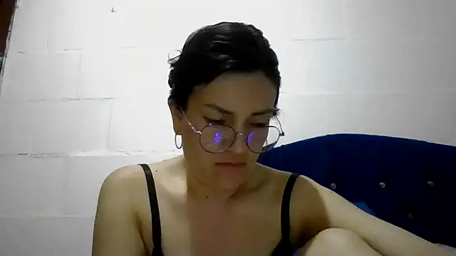 princessbella93's Live XXX Chat