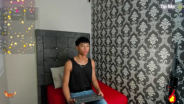 دردشة Little_Twink19x الجنسية المباشرة