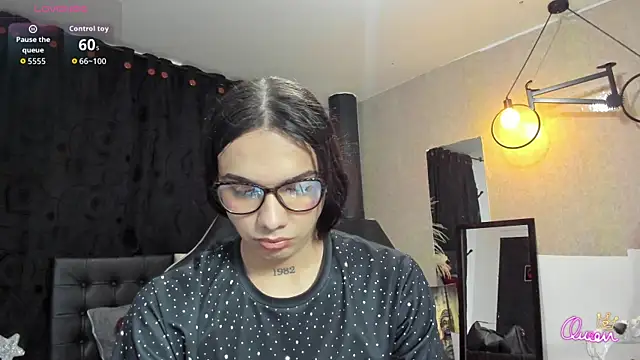 Almaazz – Naživo XXX chat