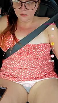 funluvinmama Live XXX-chat
