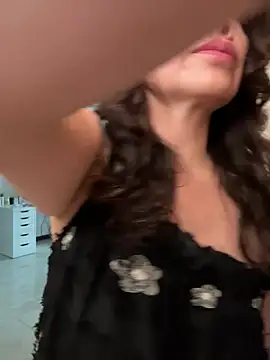 غرفة دردشة anna_kk المباشرة