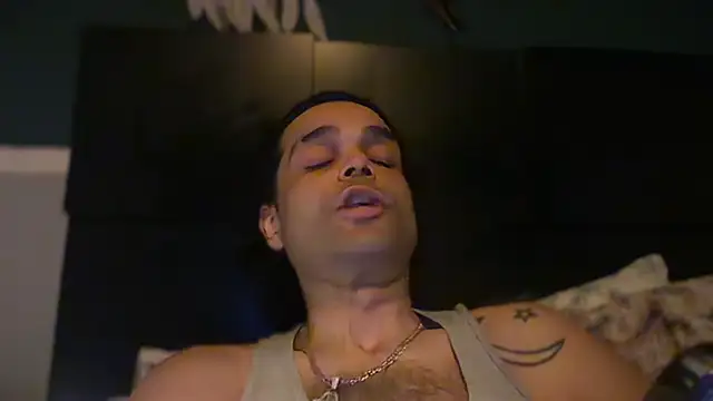 Chatroom XXX en direct de icebergslim281