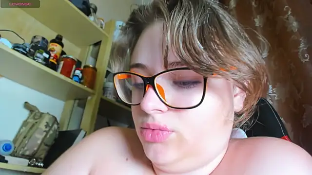 Seductive_She_Wolf Adlı Modelin Canlı XXX Sohbeti